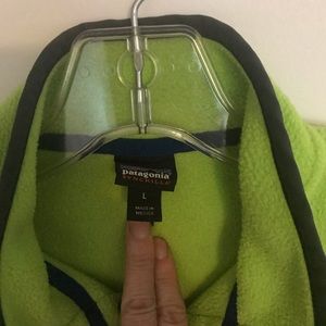 Boys large Patagonia pull over fleece